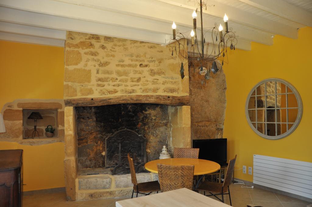 Gite Chez Le Gaulois Carsac-Aillac Exterior photo